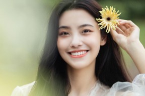 开云kaiyun-尤文图斯边路连线形成高频传中，尤文图斯锋线