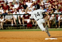 kaiyun.com-中超联赛中国女足晋级 球员状态稳定，中超女足比赛